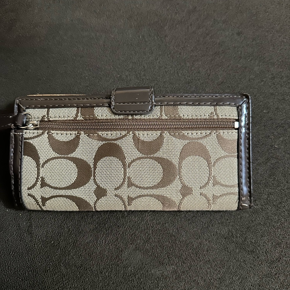 Coach Y2K Signature Brown cc slim turnlock wallet. *see description and photos - Picture 2 of 8